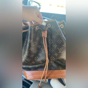 Used Louis Vuitton bucket bag